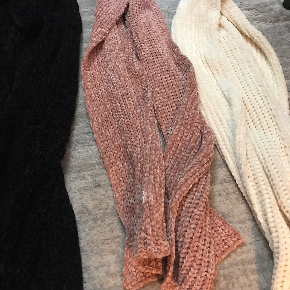 Scarf Bundle - image 5